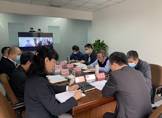 888集团集团召开党委理论学习中心组学习钻研会