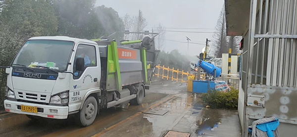 888集团集团：多措并举，，，，，，，确保防疫不松，，，，，，，生产不误