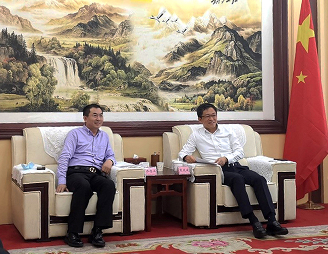 888集团总裁乔德卫造访朔州市长熊燕斌